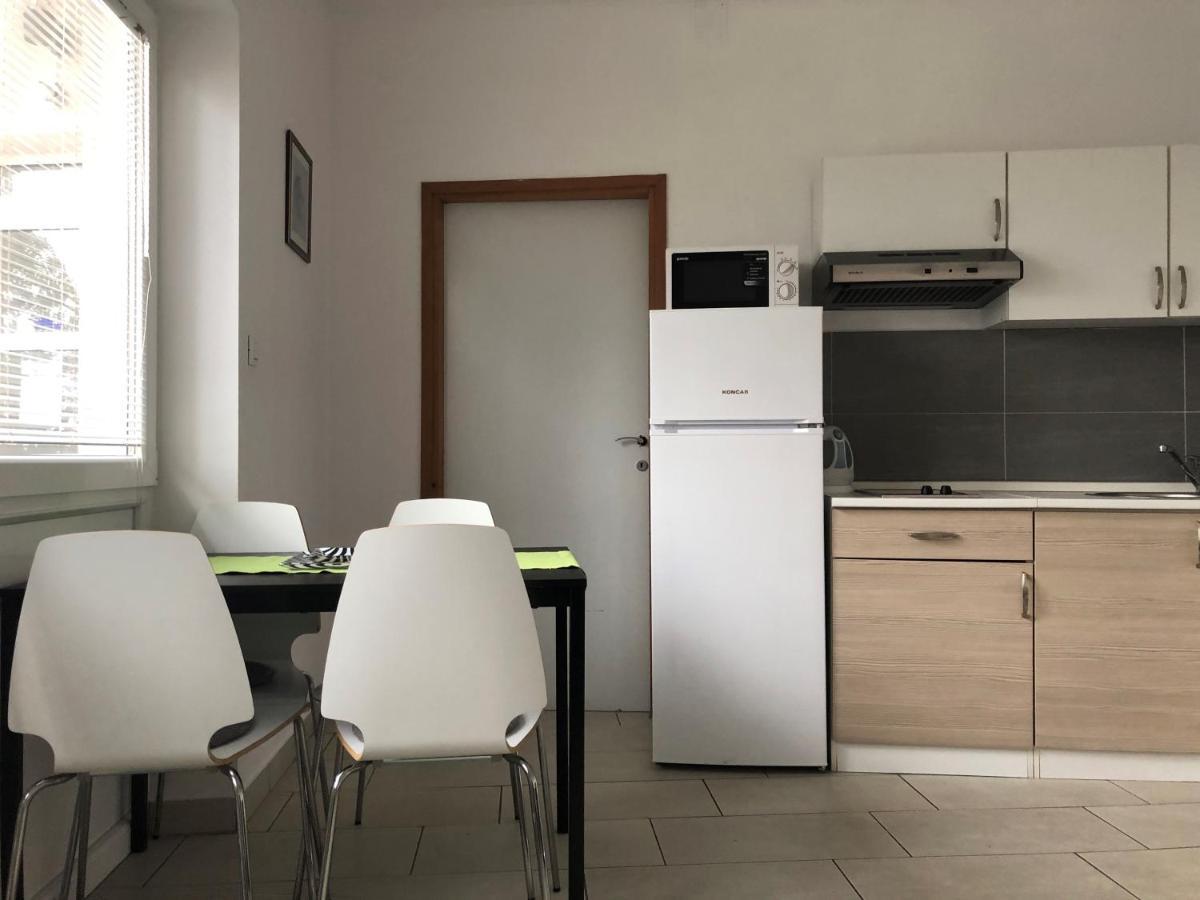Apartmani I Sobe Ivancic1 Novi Vinodolski Exterior foto