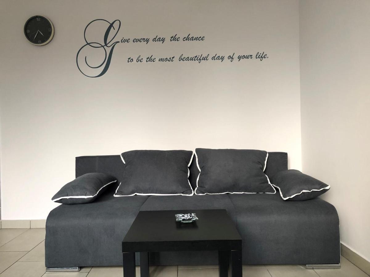 Apartmani I Sobe Ivancic1 Novi Vinodolski Exterior foto