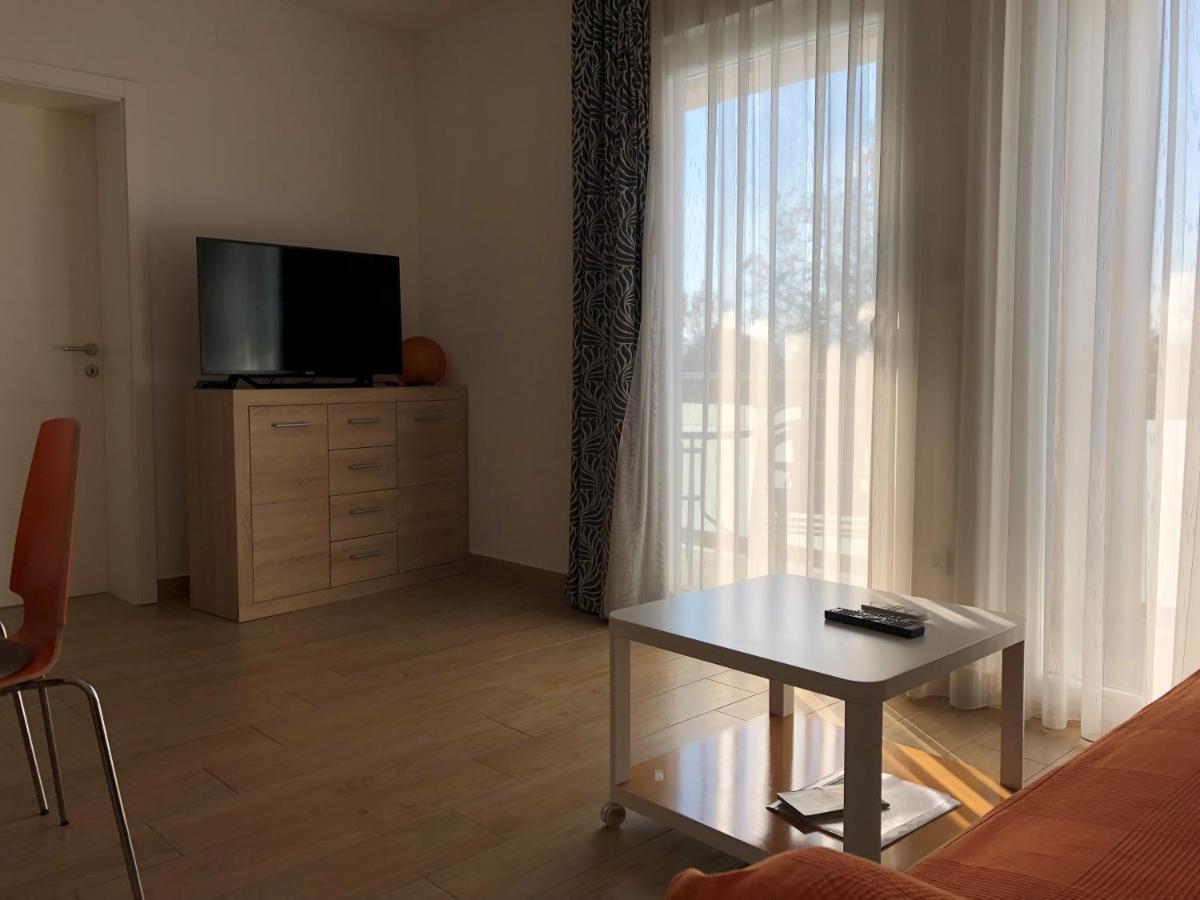 Apartmani I Sobe Ivancic1 Novi Vinodolski Exterior foto
