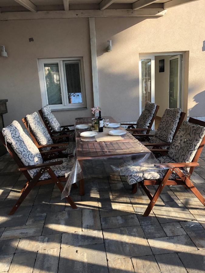 Apartmani I Sobe Ivancic1 Novi Vinodolski Exterior foto