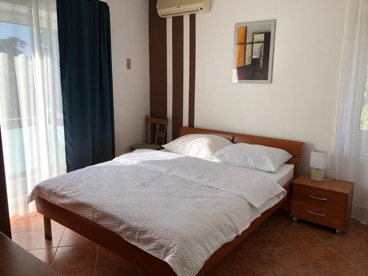 Apartmani I Sobe Ivancic1 Novi Vinodolski Exterior foto