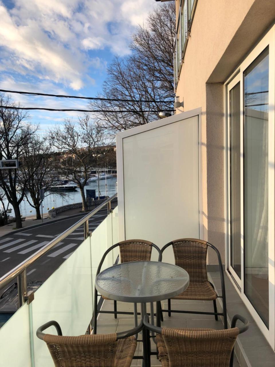 Apartmani I Sobe Ivancic1 Novi Vinodolski Exterior foto