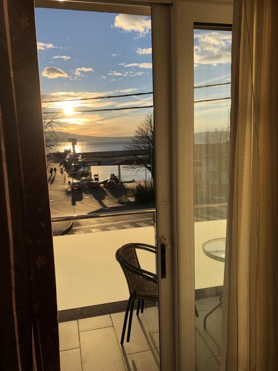 Apartmani I Sobe Ivancic1 Novi Vinodolski Exterior foto