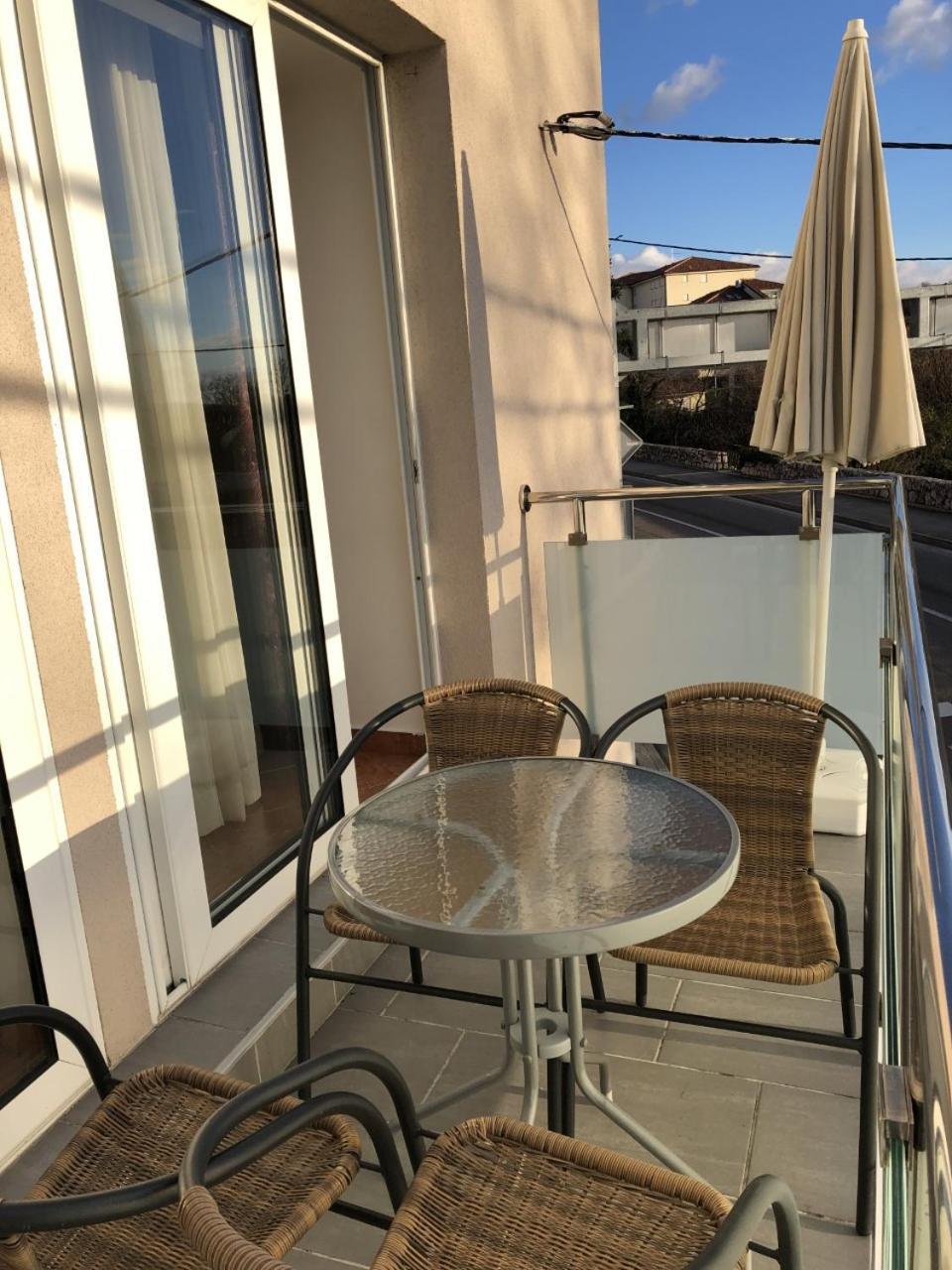 Apartmani I Sobe Ivancic1 Novi Vinodolski Exterior foto